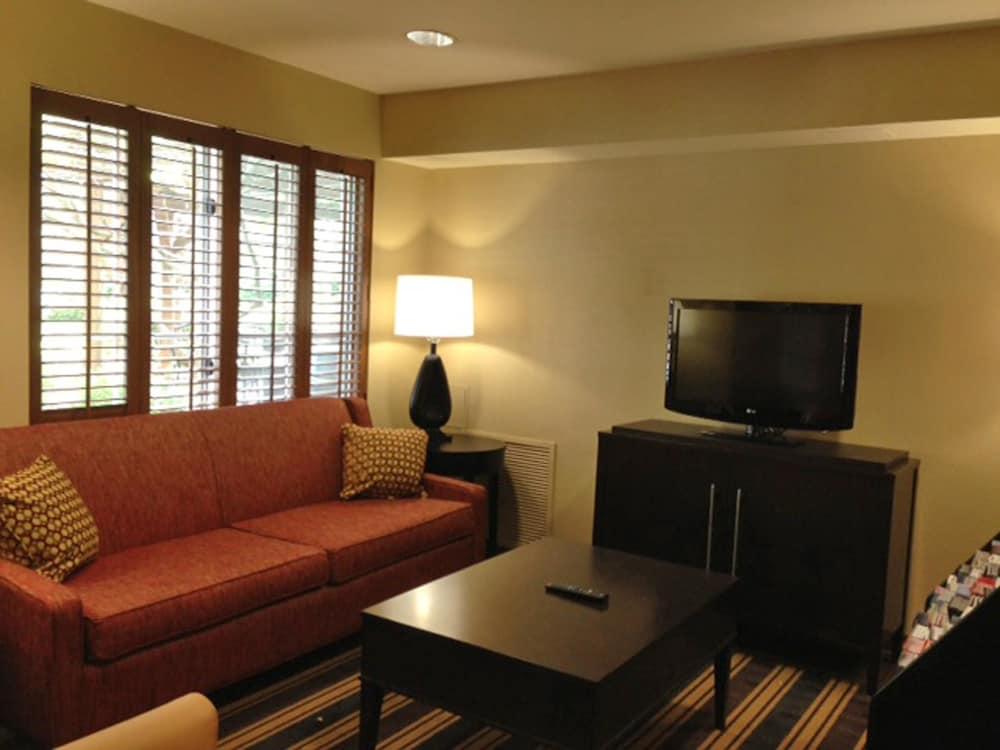 Extended Stay America Suites - Boston - Waltham - 52 4Th Ave Exterior foto